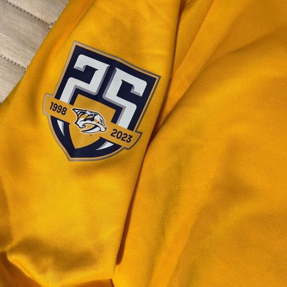 Nashville Predators 2th Year 1/4 Zip Yellow Logo Pullover ... - Picture 3 of 11